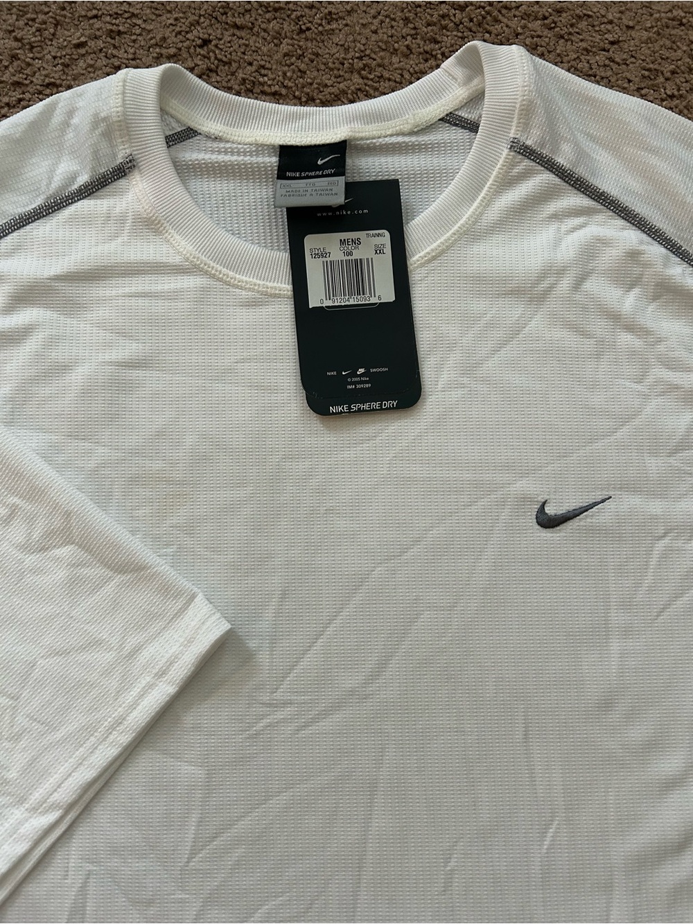 Nike Sphere Dry Men’s White Short Sleeve Tee with Black Swoosh size 2XL NWT